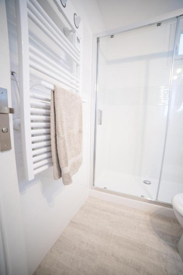 Corail Studio - 2Min Plage Centre Ville - Clim - Wifi - Parking Prive - Ideal Famille - La Grande Motte Dış mekan fotoğraf
